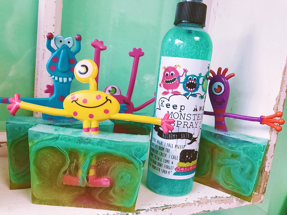 Image of "Go away" monster spray & soap slice duo