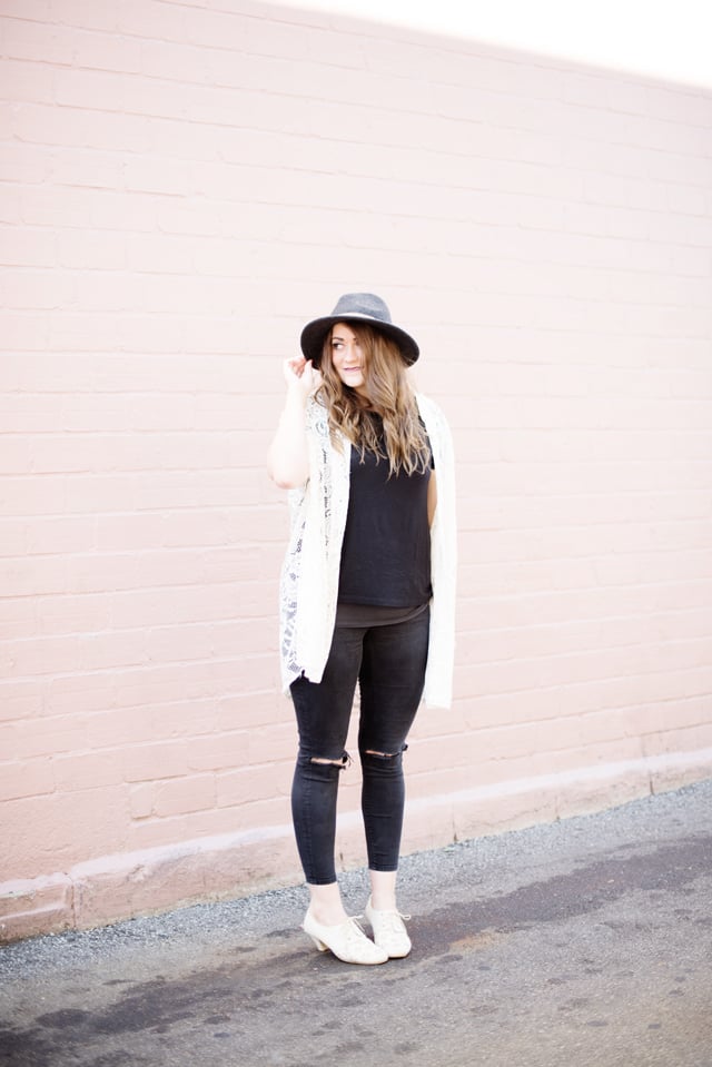 Image of the LIBRA cardigan pattern