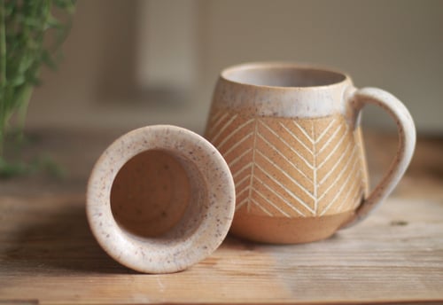 Image of Herringbone Mug & Tea Infuser Set