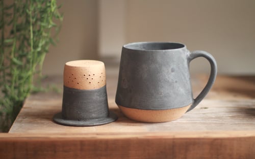 Image of Matte Charcoal Mug & Tea Infuser Set
