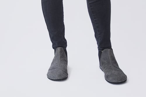 Image of Chelsea boots in Cracked Coal suede