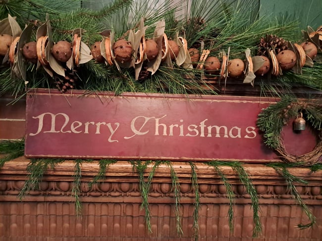 Merry Christmas Olde Thyme sign