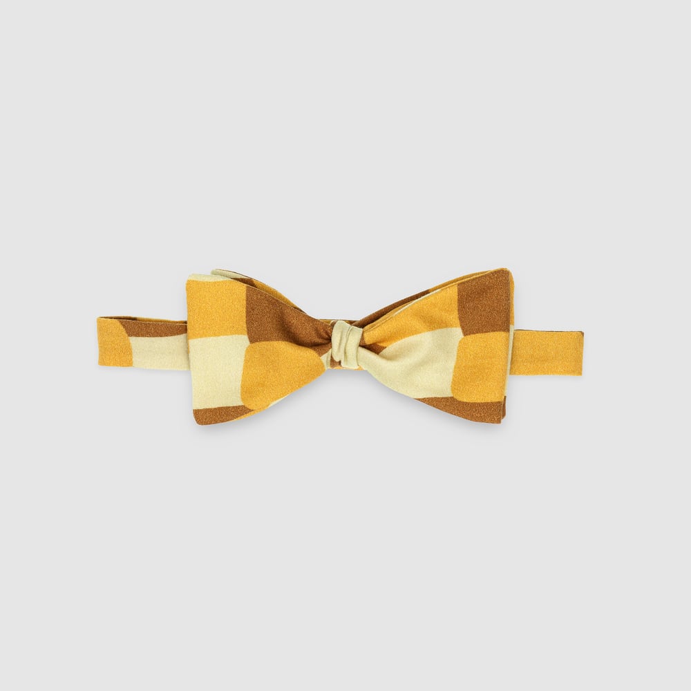 CHENNA - the bow tie