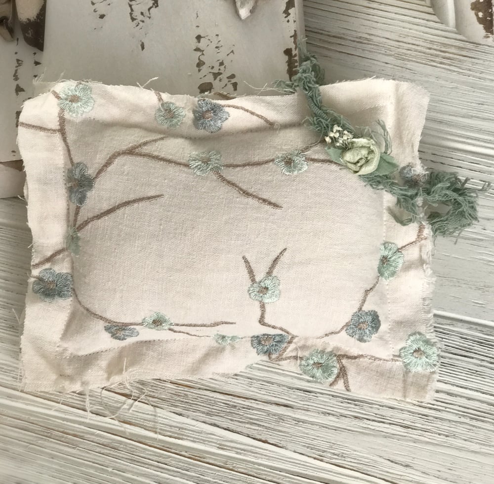 Image of Mint and blue  floral pillow set