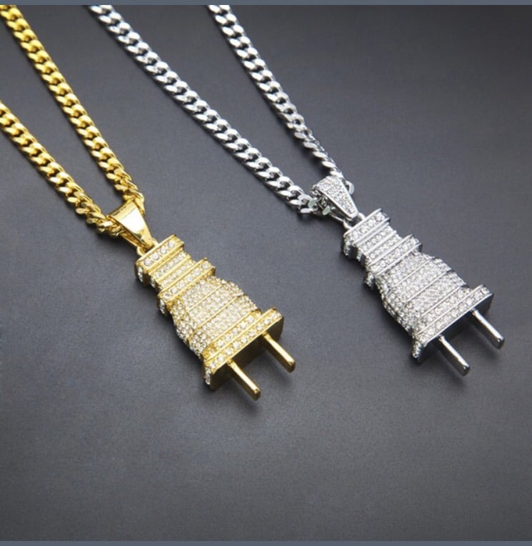 Image of Iconic Crystal Frosted Plug Chain 