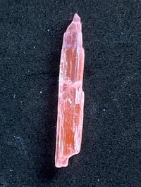 Image 2 of Pink Kunzite Specimen #2351