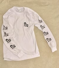 NO long-sleeve tee