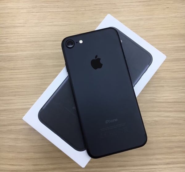 Image of iPhone 7 (any color)