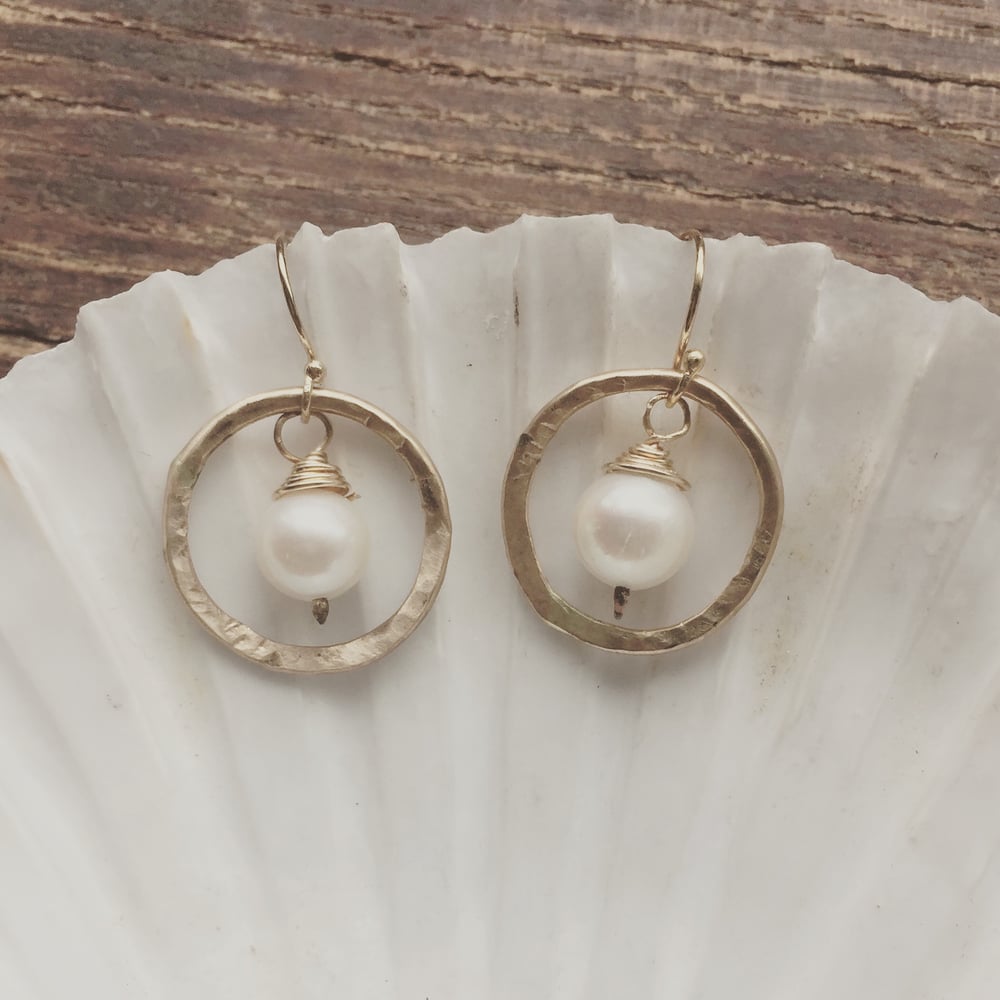 Image of Gold and pearl hoops