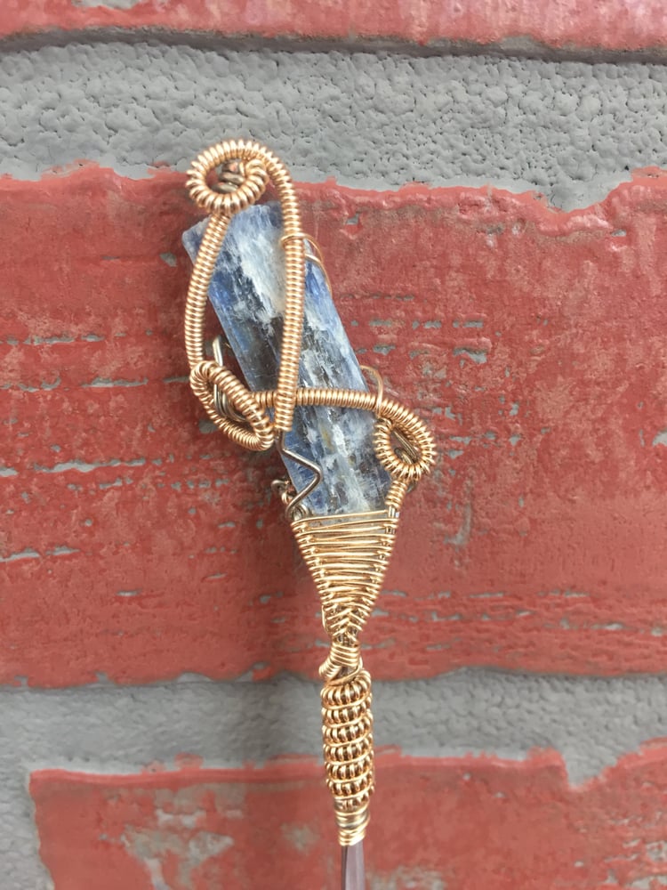 Image of Blue Kyanite Wrapped Dabber Wand