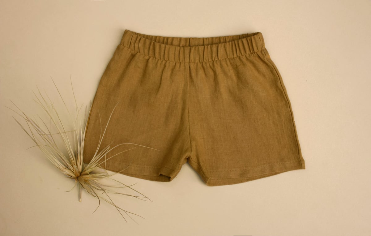 Image of Everyday linen shorts mustard and sage