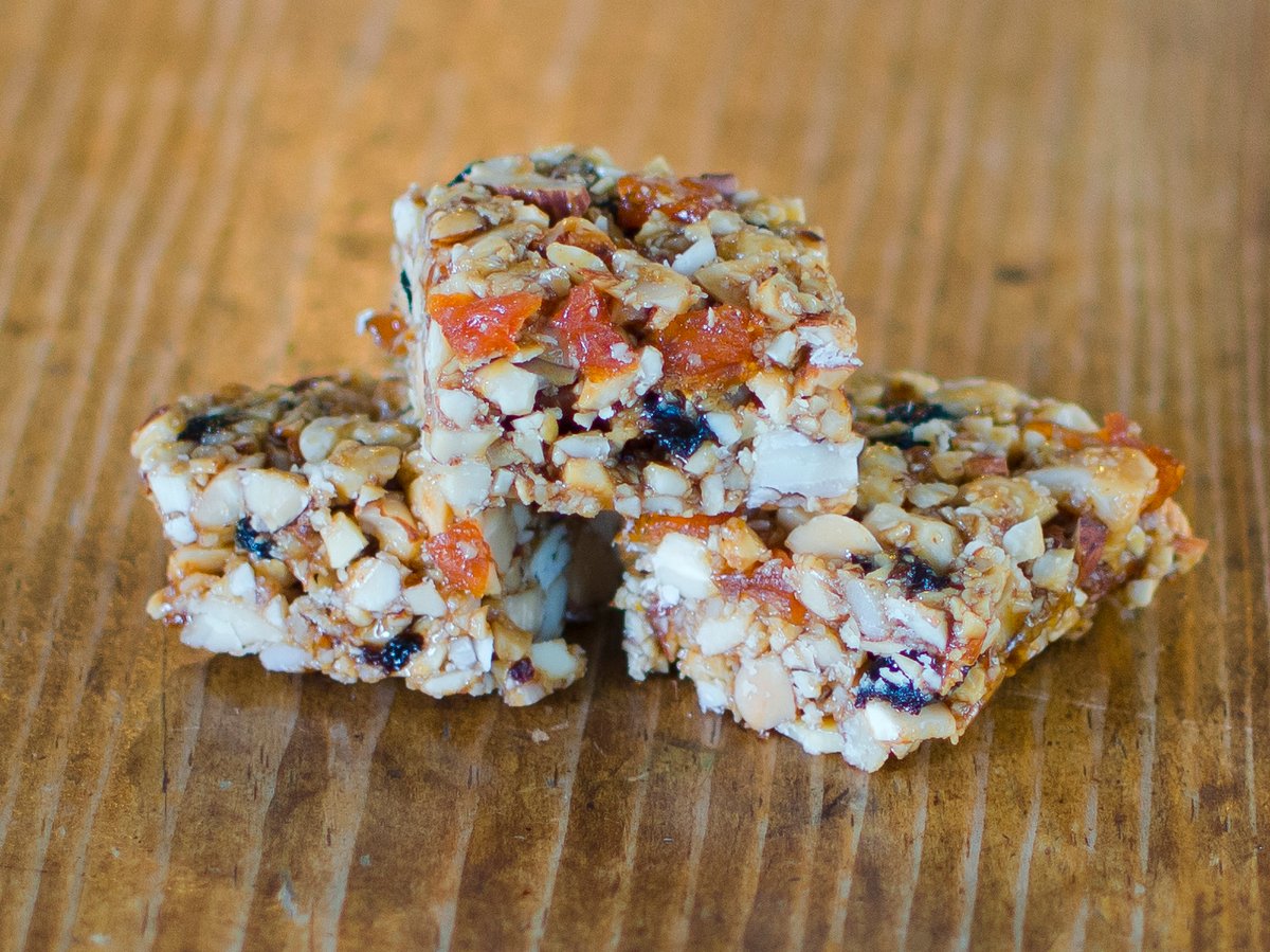 Image of Mixed Nut Apricot Cherry Bar (5-pack)