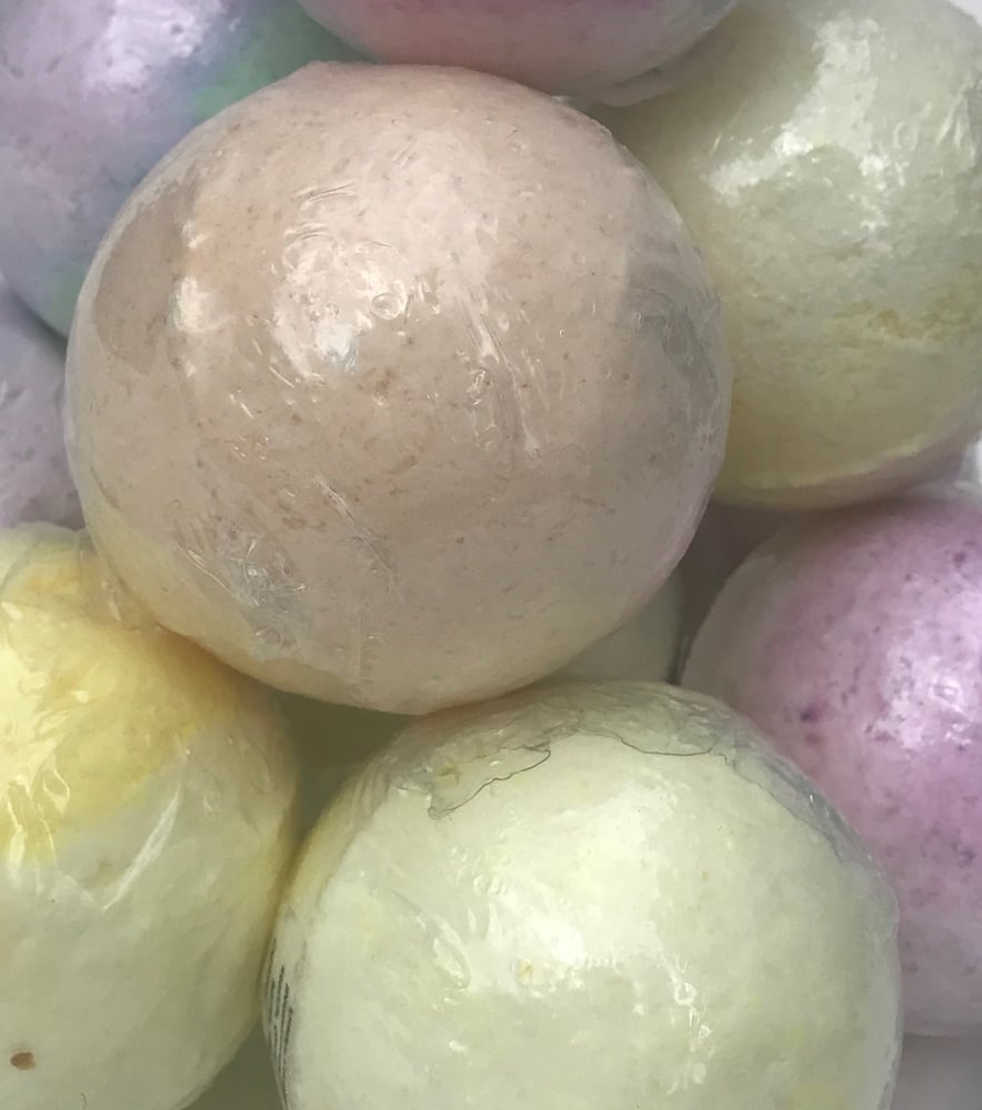 Image of Bath Yummy (Bath Bombs)