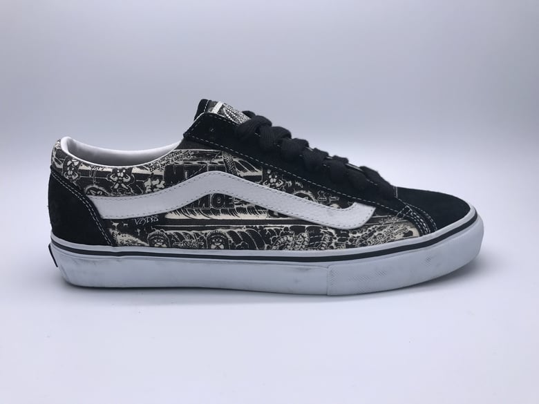 Image of VANS OLD SKOOL '77 LX