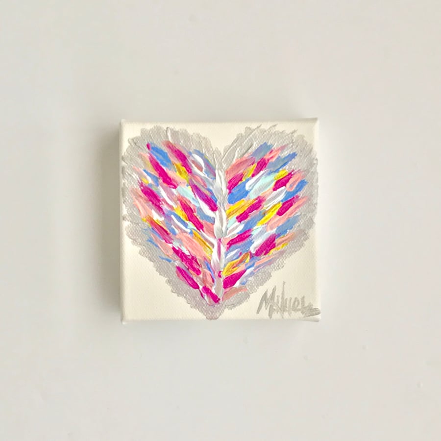 Image of Mini Hopeful Prayer Heart