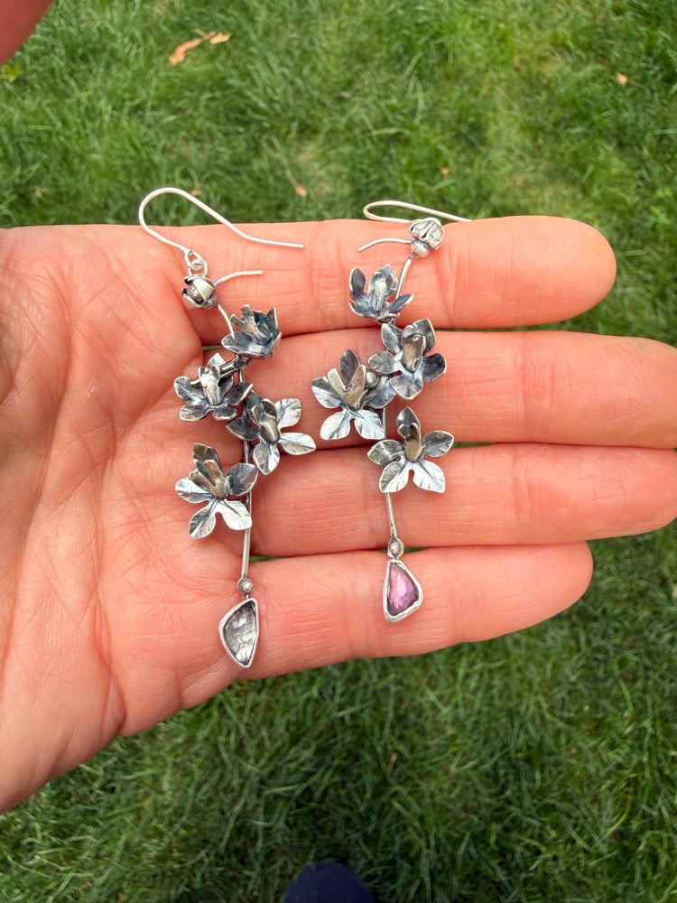 Image of Rocket Larkspur Mismatch Spinel Kinetic Earrings