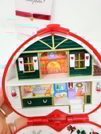 Image 4 of Ensemble bracelet et Polly Pocket Coeur rouge Noël