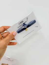 Image 9 of Le Bracelet Femme ruban velours élastique breloque losange