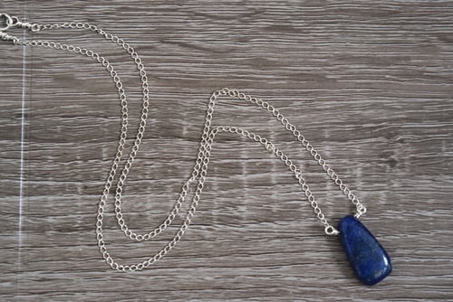 Image of The Lapis Drop necklace
