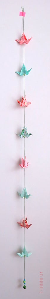 Image of Guirlande petites grues menthe et roses