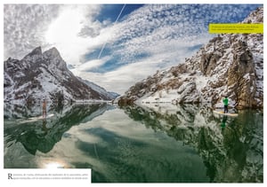 Image of Stand Up Paddle Surf alrededor de los Picos de Europa.