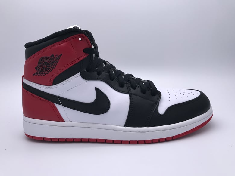 Image of AIR JORDAN 1 RETRO HIGH OG "BLACK TOE"