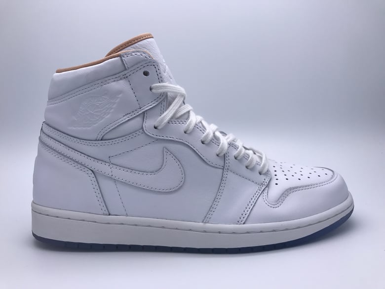 Image of AIR JORDAN 1 RETRO HIGH LA
