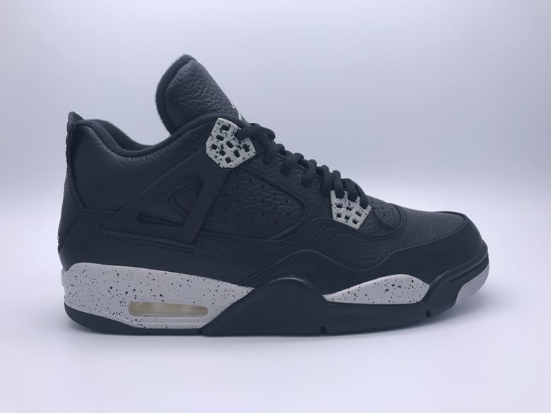 Image of AIR JORDAN 4 RETRO LS "OREO"