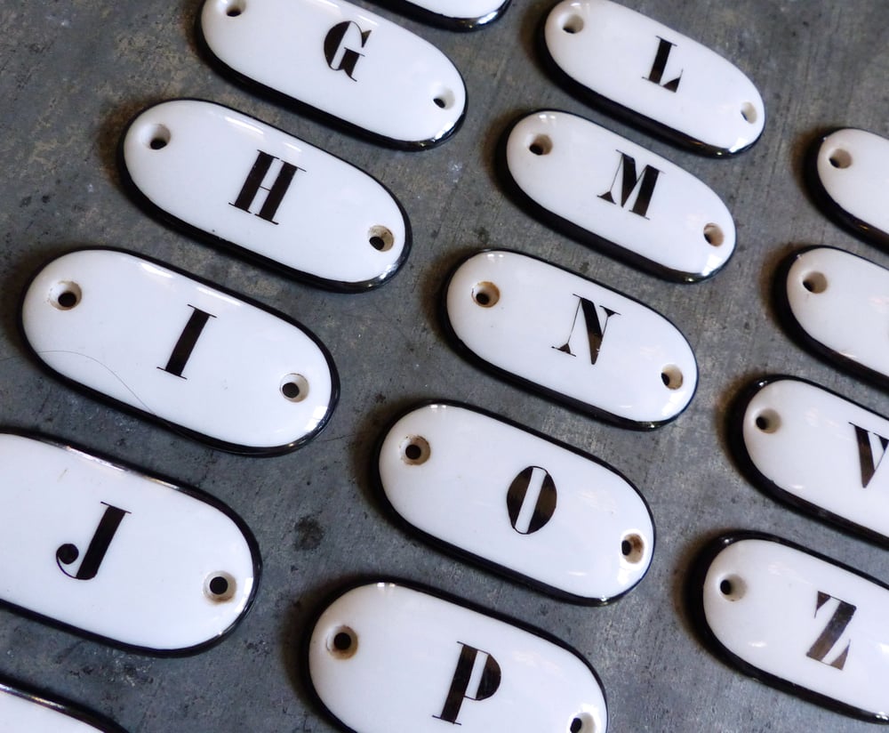 étiquettes lettres alphabet
