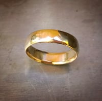 Image 1 of Thick gentle flow Gold ring