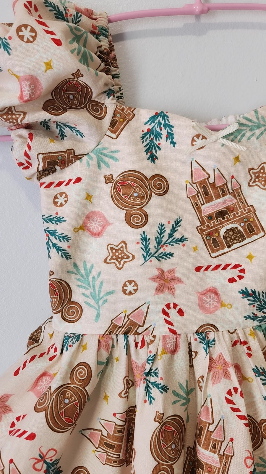 Image of Gingerbread Puffsleeve dress