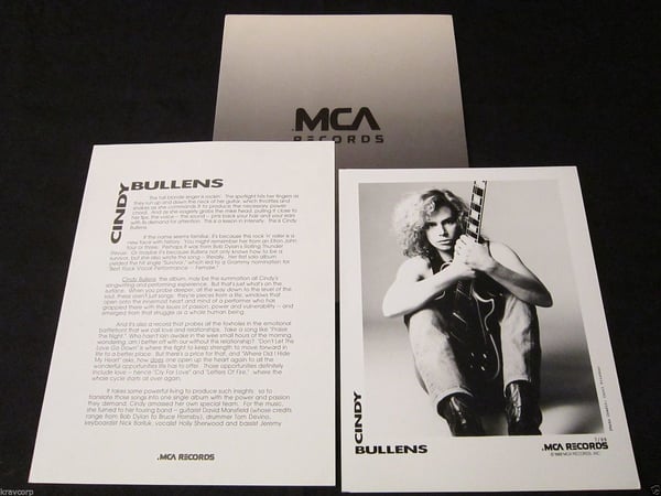 Image of CINDY BULLENS ‘S/T’ 1989 PRESS KIT—PHOTO