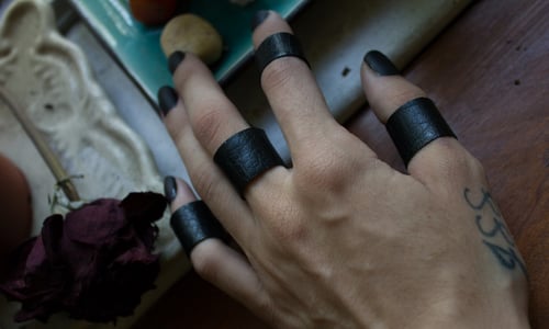 Image of Finger Cuff Band