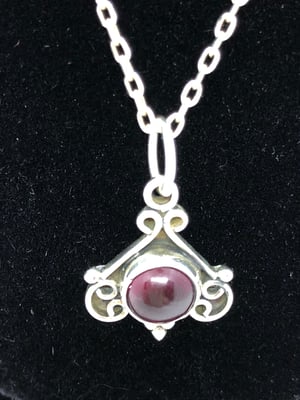 Image of 925 Sterling Silver & Garnet Pendant on 24 Inch Chain