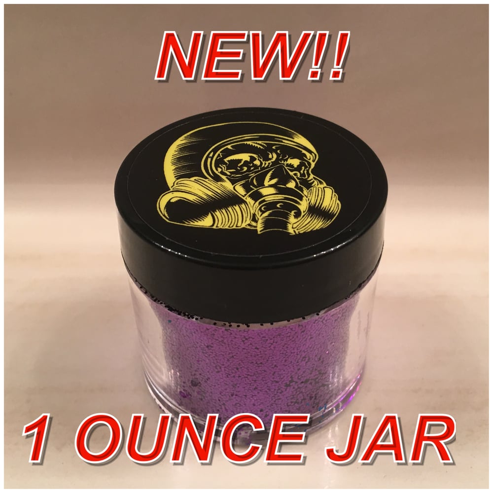 Image of 1 OZ.  "8 Ball" Jar