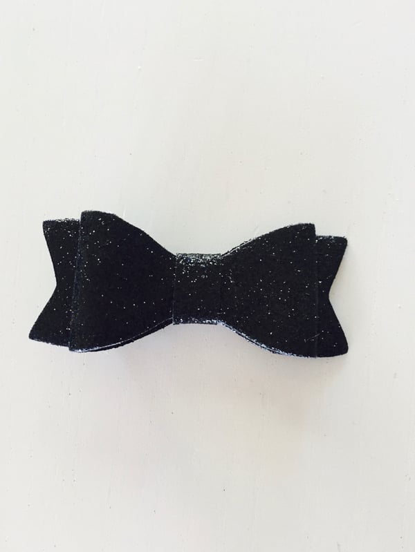 Image of Glitter Bows