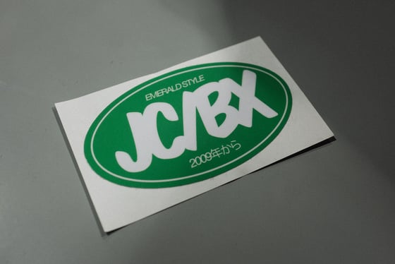Image of Juicebox "Emerald" Green Oval