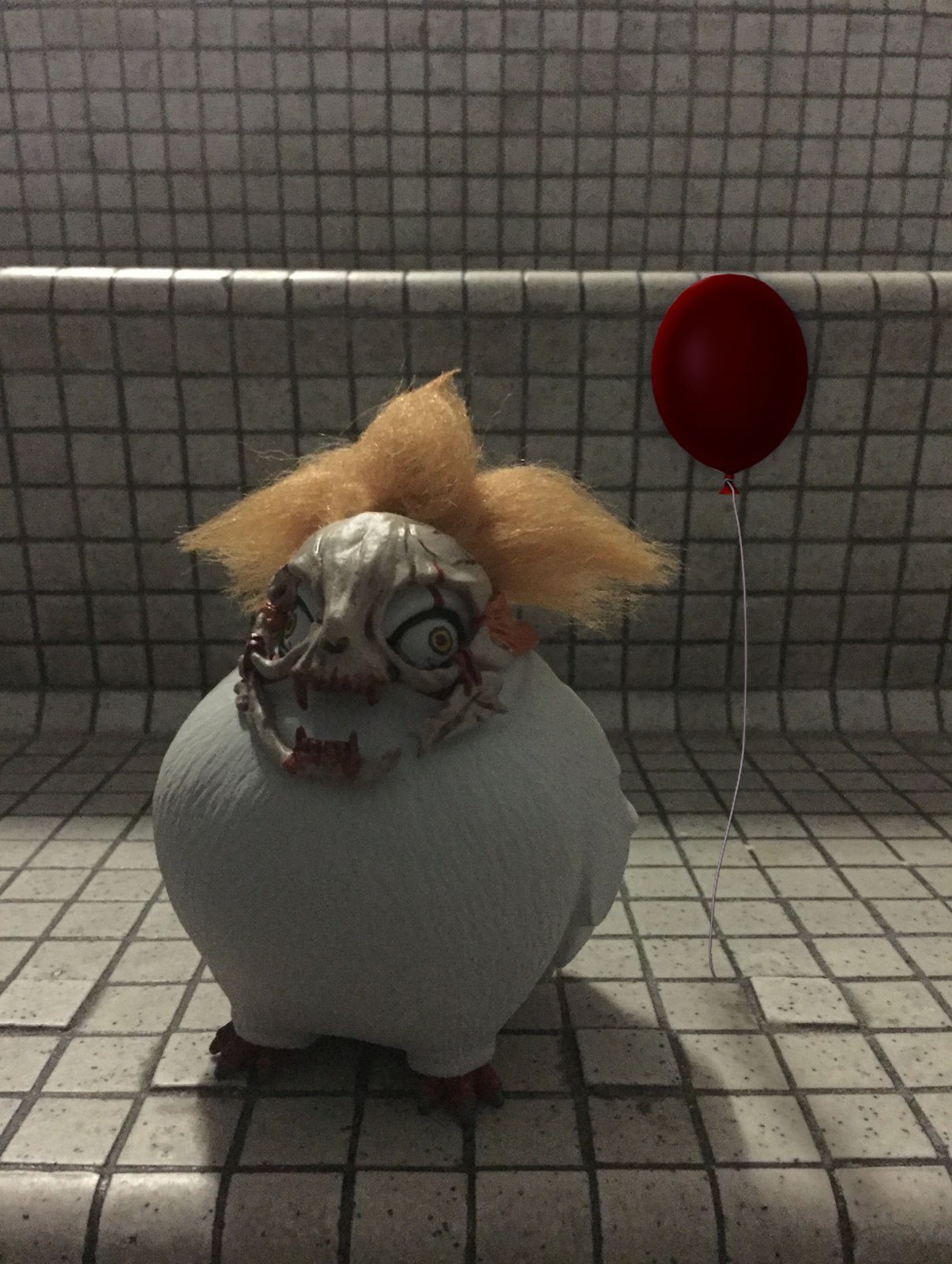 Image of Pitohui "IT" Halloween edition