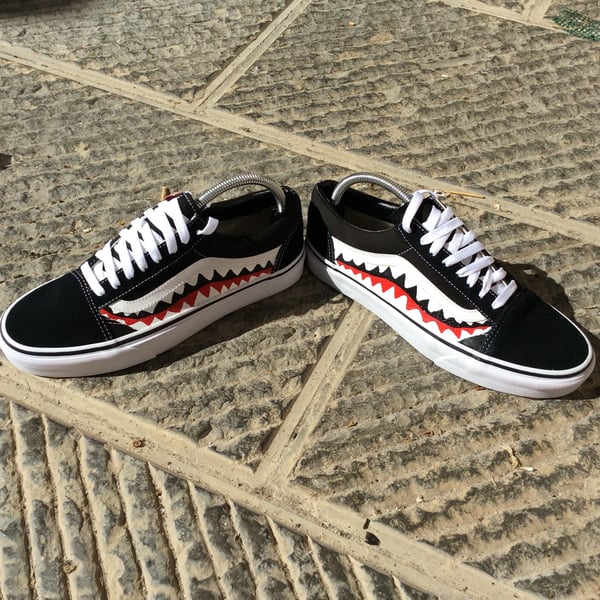 Image of VANS customized inspirate "BAPE SHARK"
