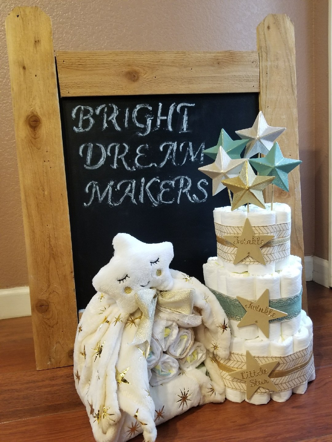 star diaper cake