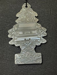 Image 2 of GMC 67-72 front view/rear stepside