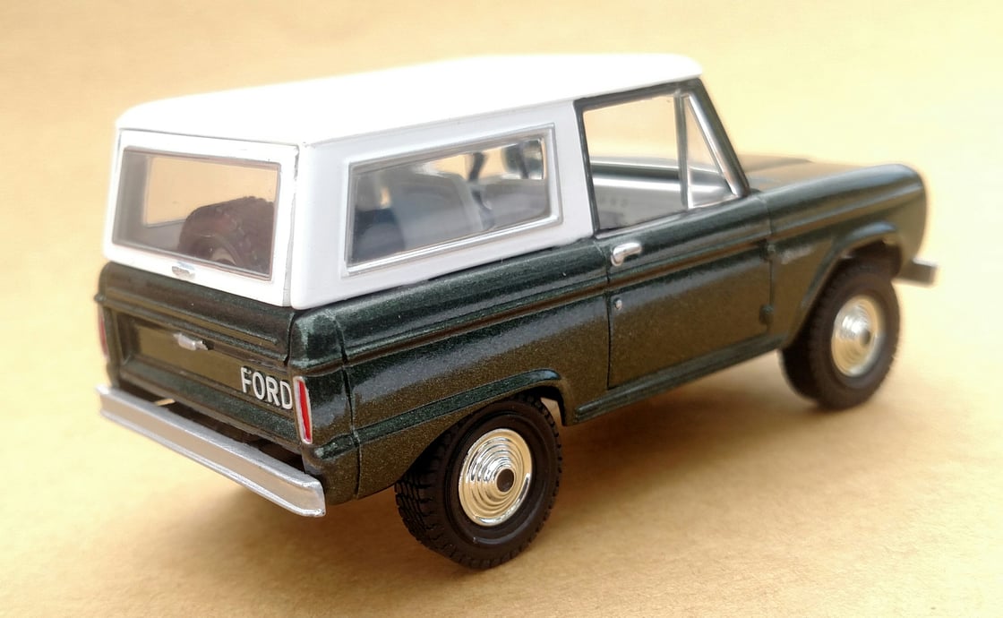 Image of Green Matchbox Collectibles 1:43 Bronco Diecast
