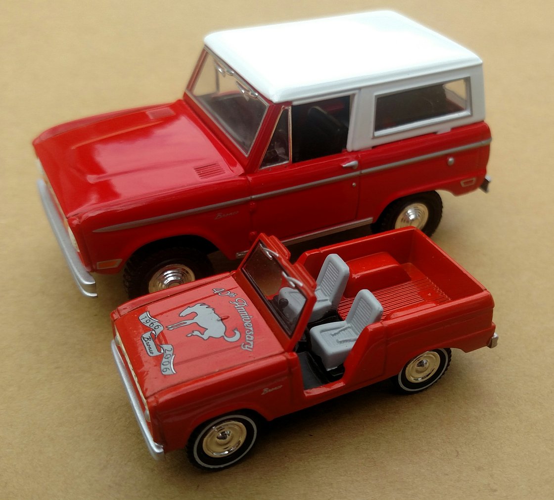 Image of Green Matchbox Collectibles 1:43 Bronco Diecast