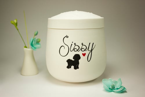 Image of Sweet Shadow Medium Dog Urn