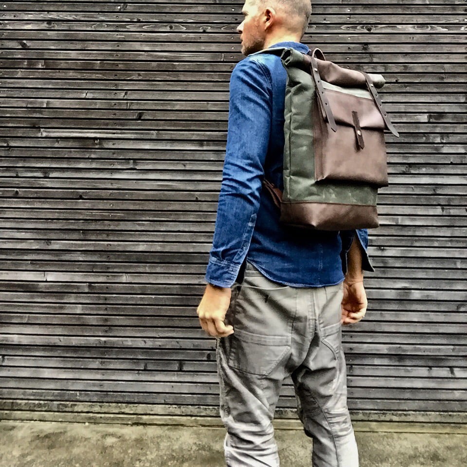 Roll top outlet canvas rucksack