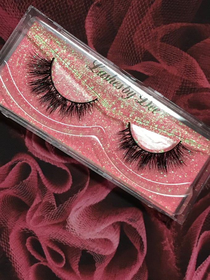 Image of Sexy And Eye Know It