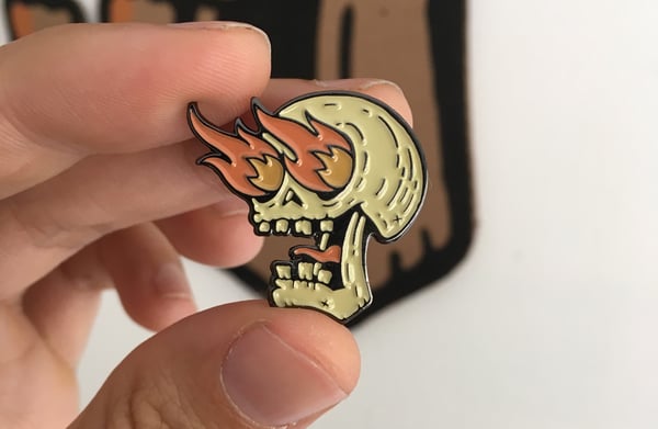Image of Skull Pin