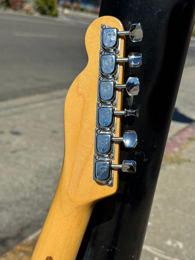 1978 Fender Telecaster Black w/Fender Hard Shell Case