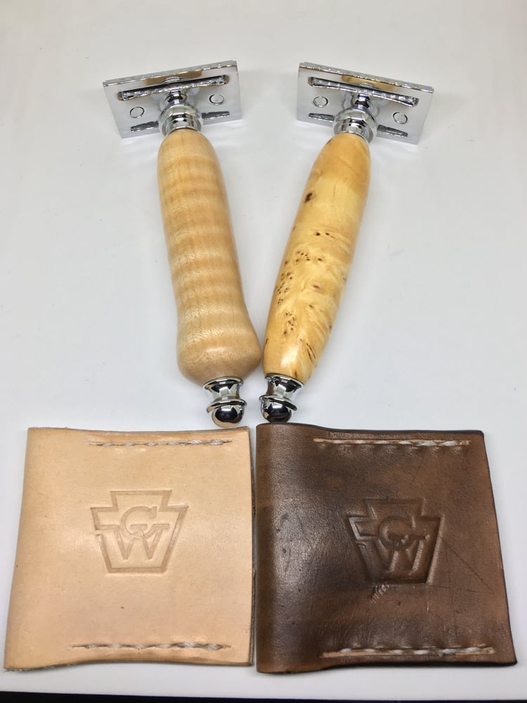 Image of Double Edge Safety Razors with Travel Case