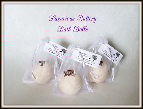 Image of Luxurious Buttery Bath Balls Set
